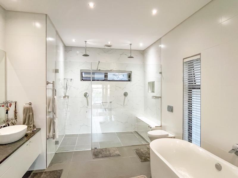 4 Bedroom Property for Sale in Courtrai Western Cape